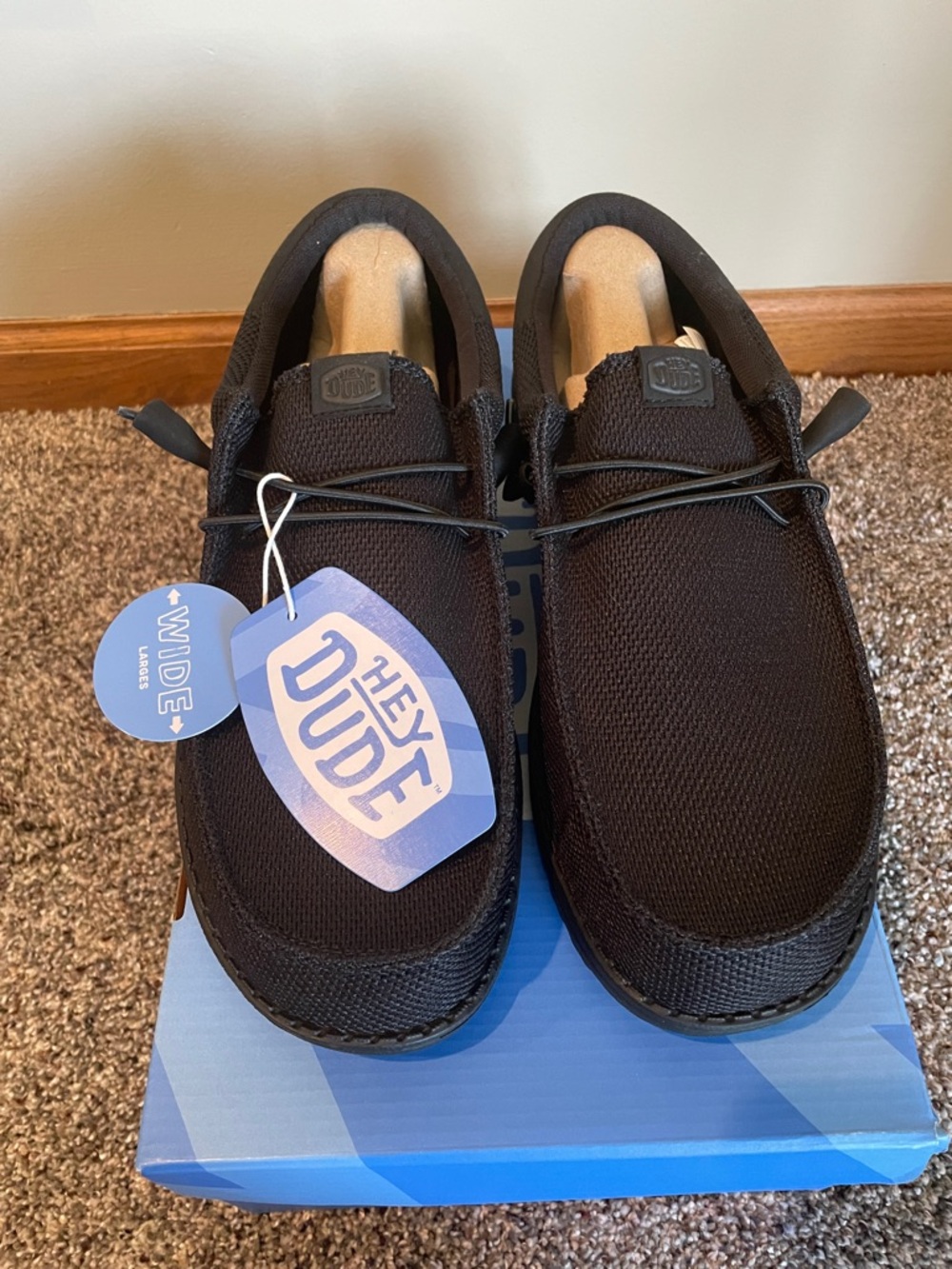 Hey dude, Wally funk MONO men’s size 11 wide new